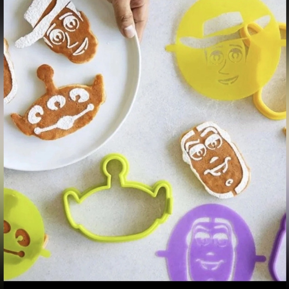Pampered Chef Disney Pixar Toy Story 4-Pancake Molds & Stencil New in Bag - Picture 6 of 8